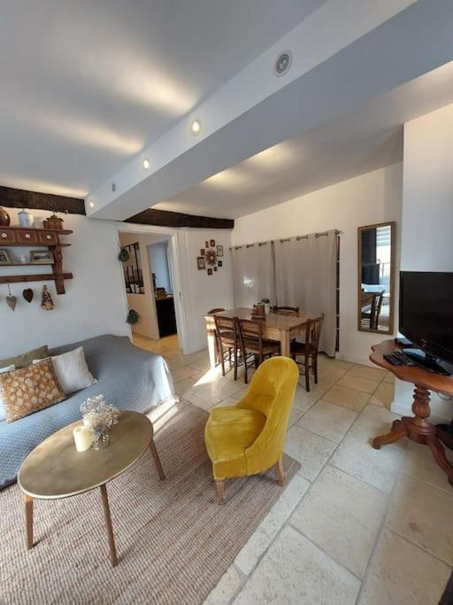 Chez Laurette - Charming Apartment In Historic Village Near Versailles مارلي لو روا المظهر الخارجي الصورة