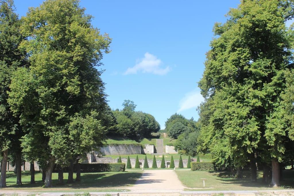 Chez Laurette - Charming Apartment In Historic Village Near Versailles مارلي لو روا المظهر الخارجي الصورة